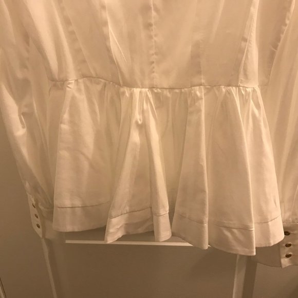 Petersyn White Cotton Blouse With Peplum In the Back - Picture 6 of 10